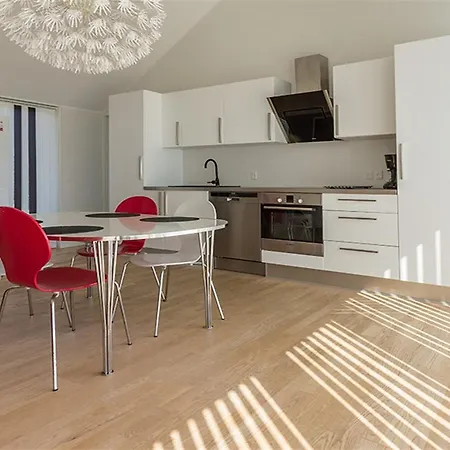Three-bedroom Holiday In * Hals