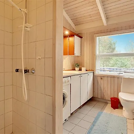 Feriehus Three-bedroom Holiday In *