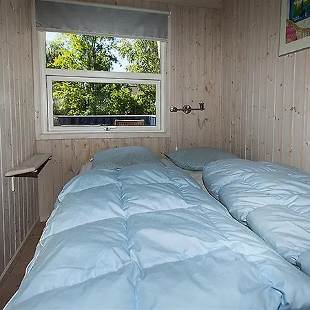 Feriehus Three-bedroom Holiday In *